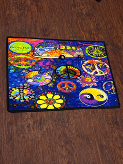 پادری سهبعدی بلک لایت Peace | Peace 3D Blacklight Door Mat